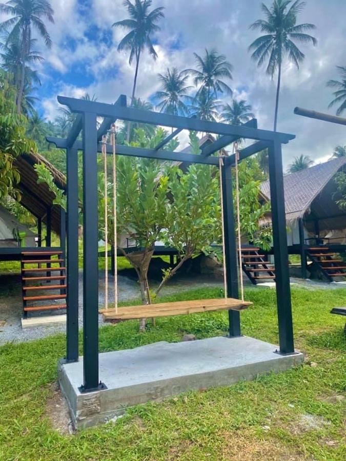 The Moon Camp Khanom Ban Plau Екстериор снимка
