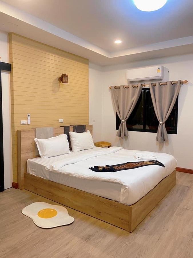 The Moon Camp Khanom Ban Plau Екстериор снимка
